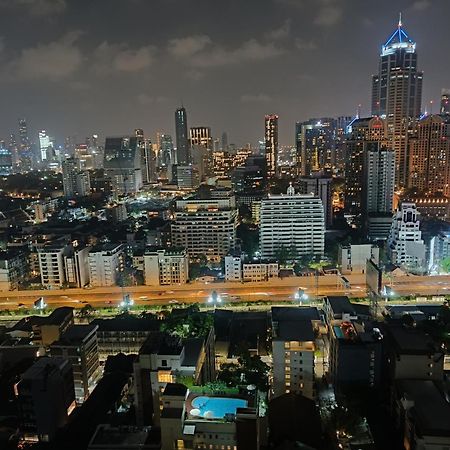 Affordable Serviced Apartments In Nana Omni Tower - Prime Sukhumvit Location Bangkok Exteriör bild