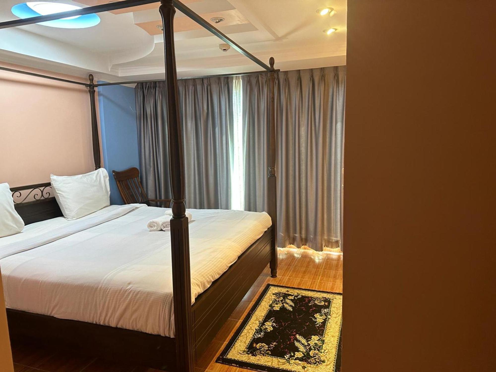 Affordable Serviced Apartments In Nana Omni Tower - Prime Sukhumvit Location Bangkok Exteriör bild