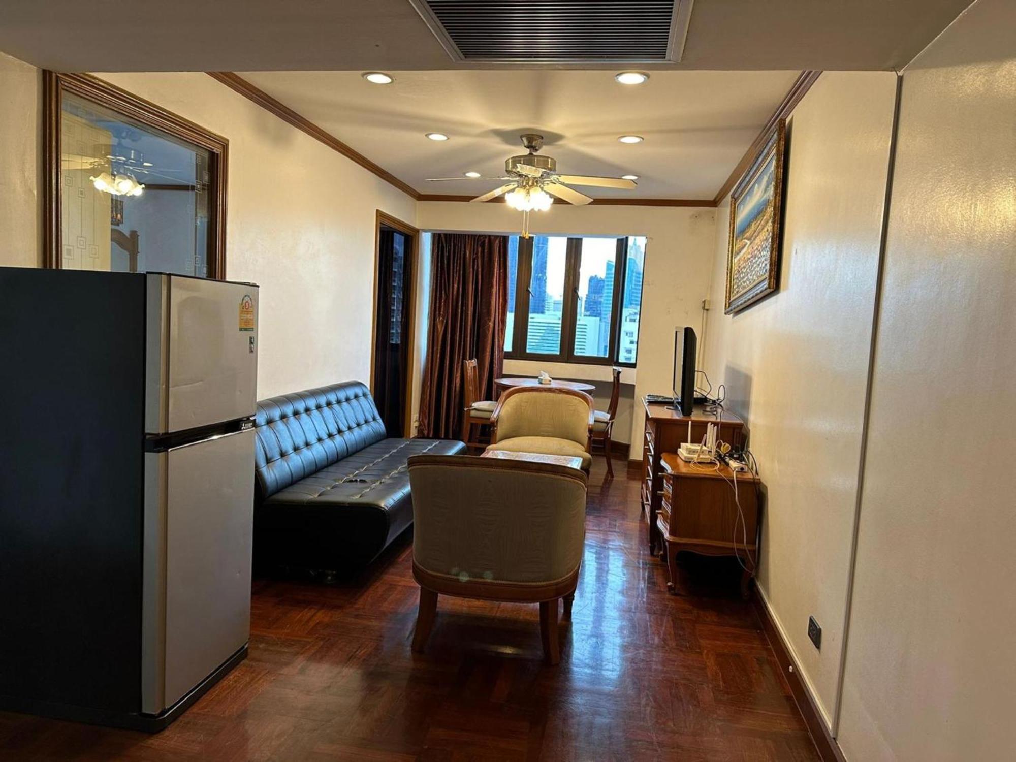Affordable Serviced Apartments In Nana Omni Tower - Prime Sukhumvit Location Bangkok Exteriör bild